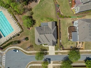 302 Herrington Ct in Woodstock, GA - Building Photo - Building Photo