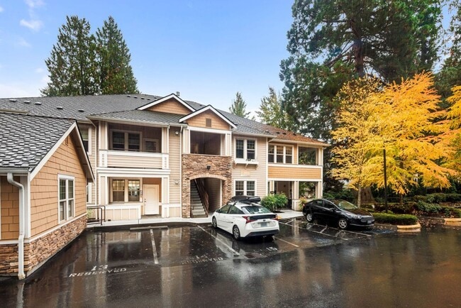 property at 8531 Avondale Rd NE