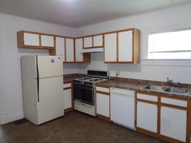 1435 S 9th St in Lincoln, NE - Building Photo - Building Photo