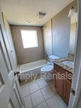 2107 Pollard St in Greenville, TX - Building Photo - Building Photo