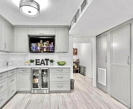 13000 SW 92nd Ave, Unit B113 in Miami, FL - Building Photo - Building Photo