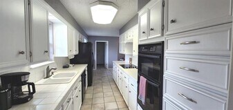 2418 Helena Cir in Abilene, TX - Building Photo