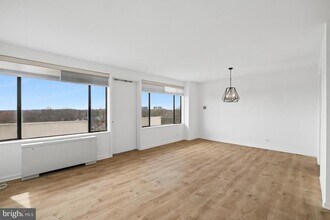 4501 Arlington Blvd in Arlington, VA - Building Photo - Building Photo