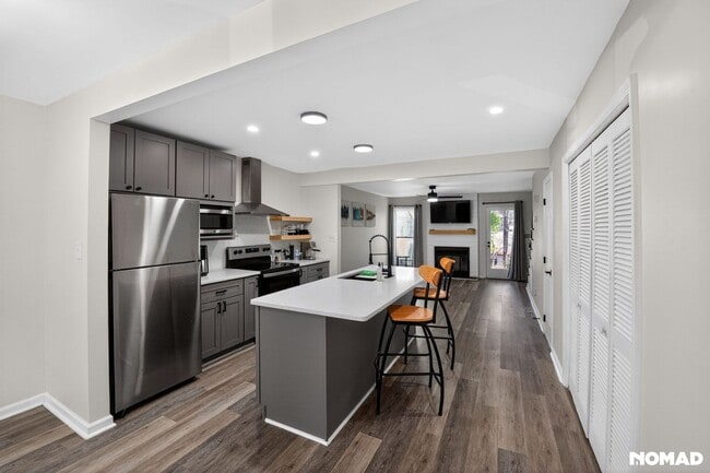 533 Oak Run Dr in Raleigh, NC - Foto de edificio - Building Photo