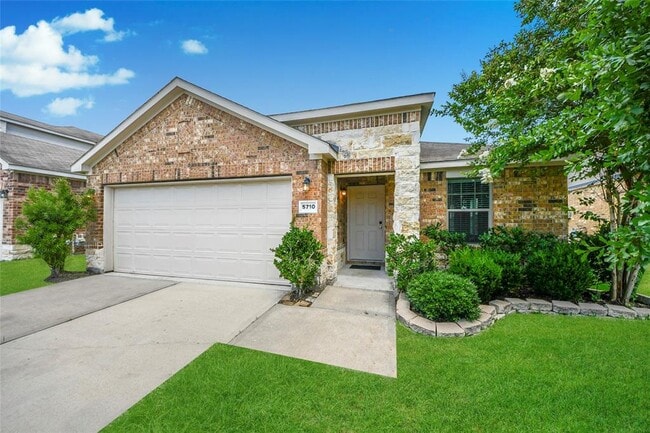 5710 Camelia Evergreen Ln in Richmond, TX - Building Photo - Building Photo