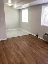 Montgomery House in Gaithersburg, MD - Foto de edificio - Interior Photo