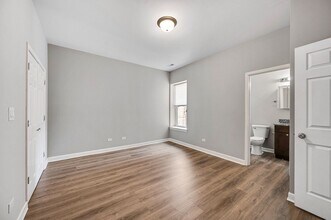 4143 S Michigan Ave in Chicago, IL - Building Photo - Building Photo