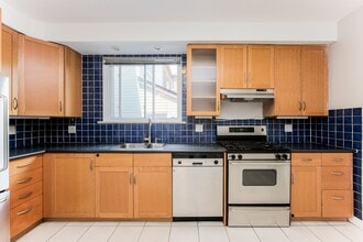 615 Crawford St in Toronto, ON - Building Photo - Building Photo