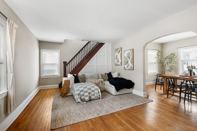 property at 37 Waverly Pl