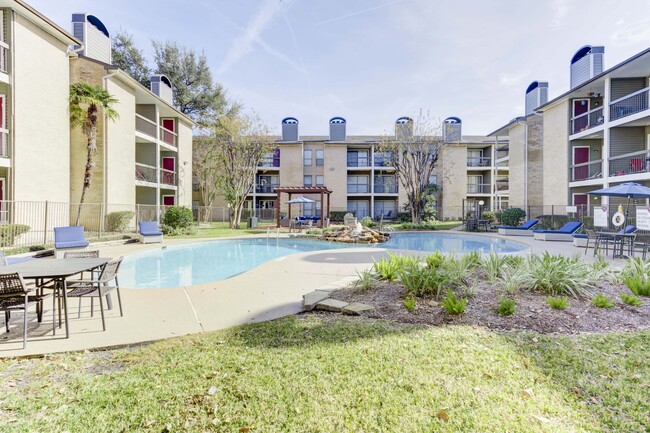 Magnolia Terrace in Houston, TX - Building Photo - Building Photo