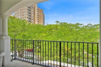 118 Zamora Ave in Coral Gables, FL - Building Photo - Building Photo