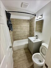 1657 Granite St in Philadelphia, PA - Building Photo - Building Photo