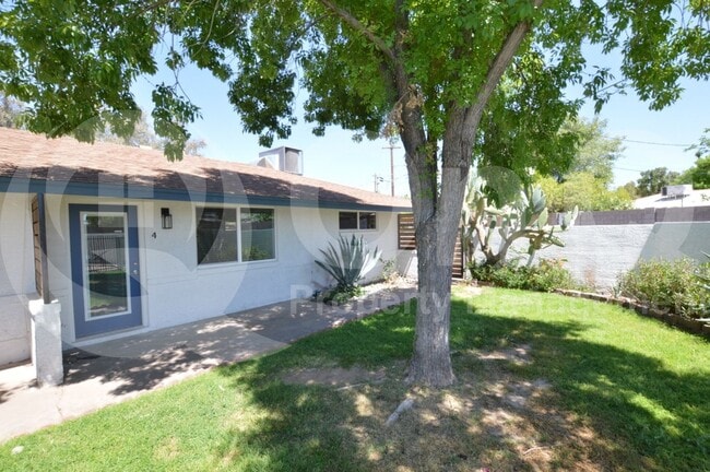 property at 1202 E Kaler Dr