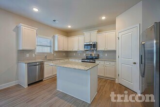 227 Margrave Dr in Holly Springs, GA - Building Photo - Building Photo