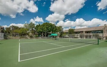 222 T Bar M Dr in New Braunfels, TX - Building Photo - Building Photo