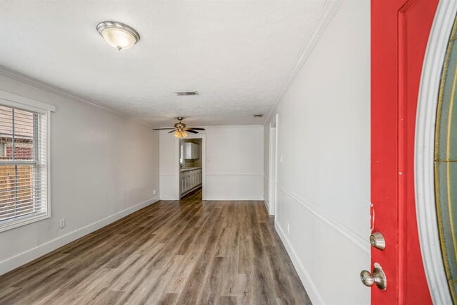 8209 Bangle St in Houston, TX - Building Photo - Building Photo