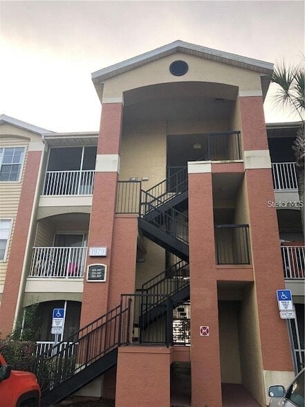 property at 1979 Summer Club Dr