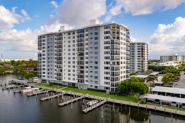 Seagate Towers Condominiums in Delray Beach, FL - Foto de edificio - Building Photo