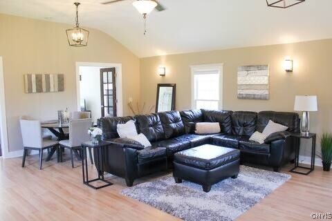 859 Crow Hill Rd in Skaneateles, NY - Building Photo - Building Photo