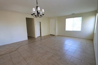 40269 Miklich Dr in Murrieta, CA - Building Photo - Building Photo