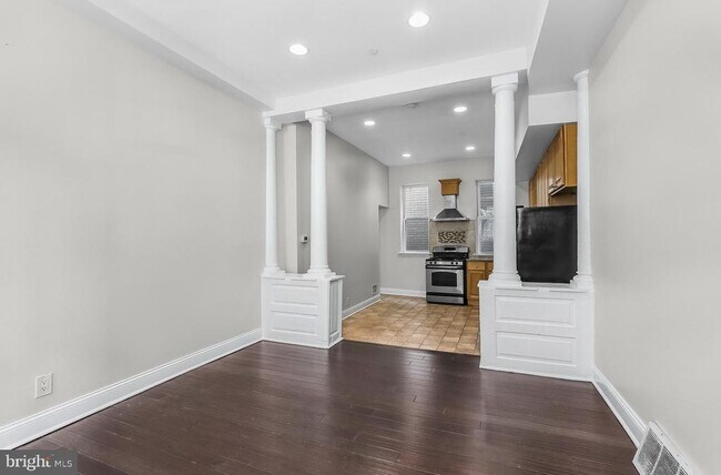 1600 Frankford Ave in Philadelphia, PA - Building Photo - Building Photo