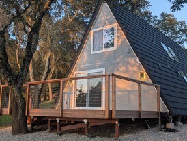 23554 Mountain Charlie Rd in Los Gatos, CA - Building Photo