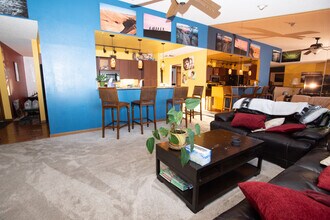 18 S Zinnia Way in Lakewood, CO - Building Photo - Building Photo