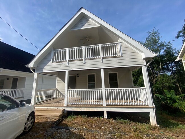 property at 198 Little St