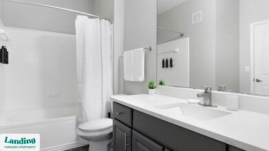 100 Peyton Pl SW, Unit 4207 in Atlanta, GA - Foto de edificio - Building Photo