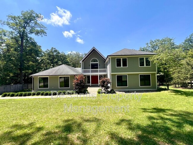 136 Wiegand Dr in Cranberry Township, PA - Building Photo - Building Photo