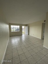 9319 Raleigh Dr in El Paso, TX - Building Photo - Building Photo