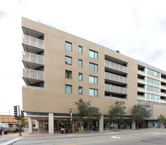 900-910 Chicago Ave in Evanston, IL - Foto de edificio - Building Photo