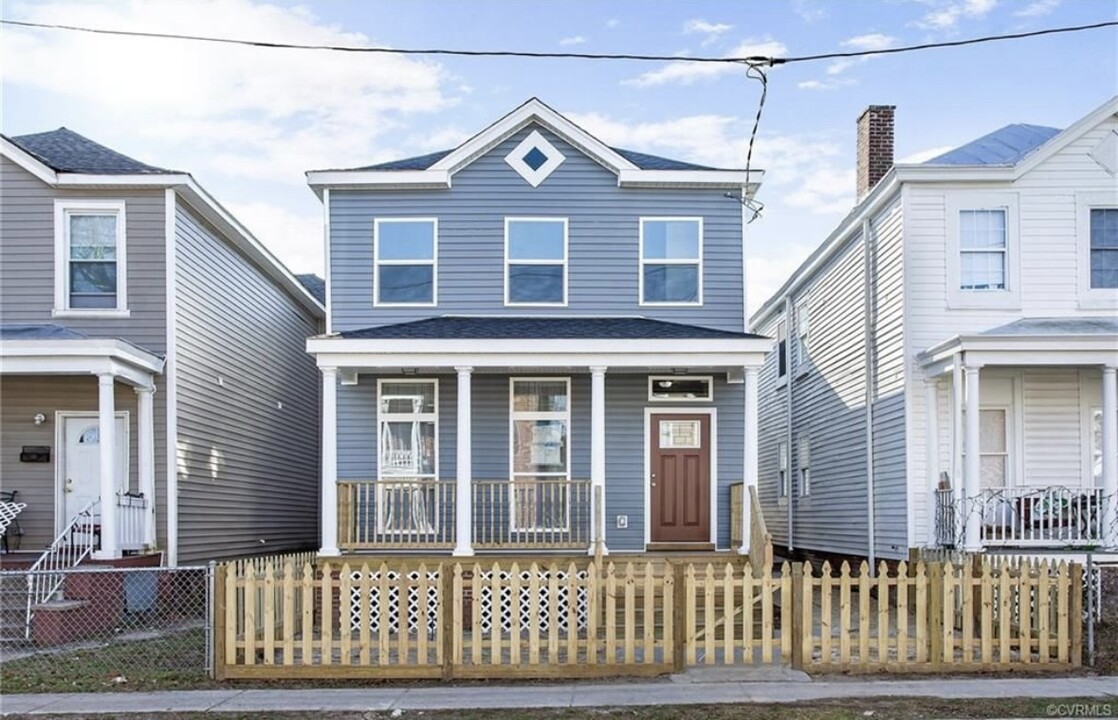 207 Minor St in Richmond, VA - Foto de edificio