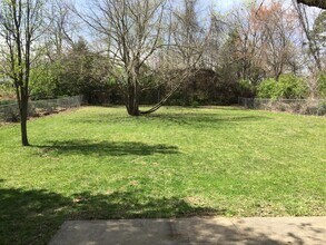 1005 Westwinds Dr in Columbia, MO - Building Photo - Building Photo