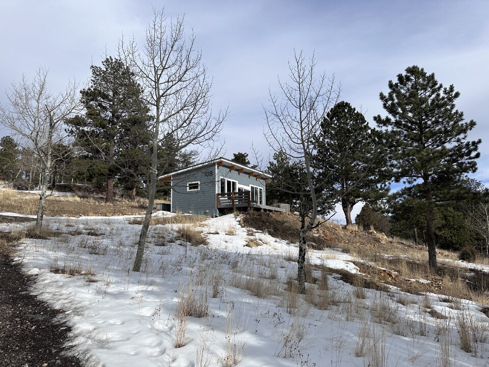 108 Wolf Song in Idaho Springs, CO - Building Photo