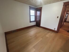 528 Ontario St in Buffalo, NY - Foto de edificio - Building Photo