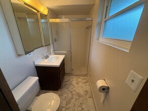 3723 W Devon Ave in Chicago, IL - Building Photo - Building Photo