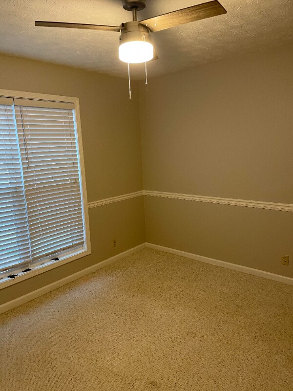 1210 Rocky Rd in Lawrenceville, GA - Foto de edificio - Building Photo