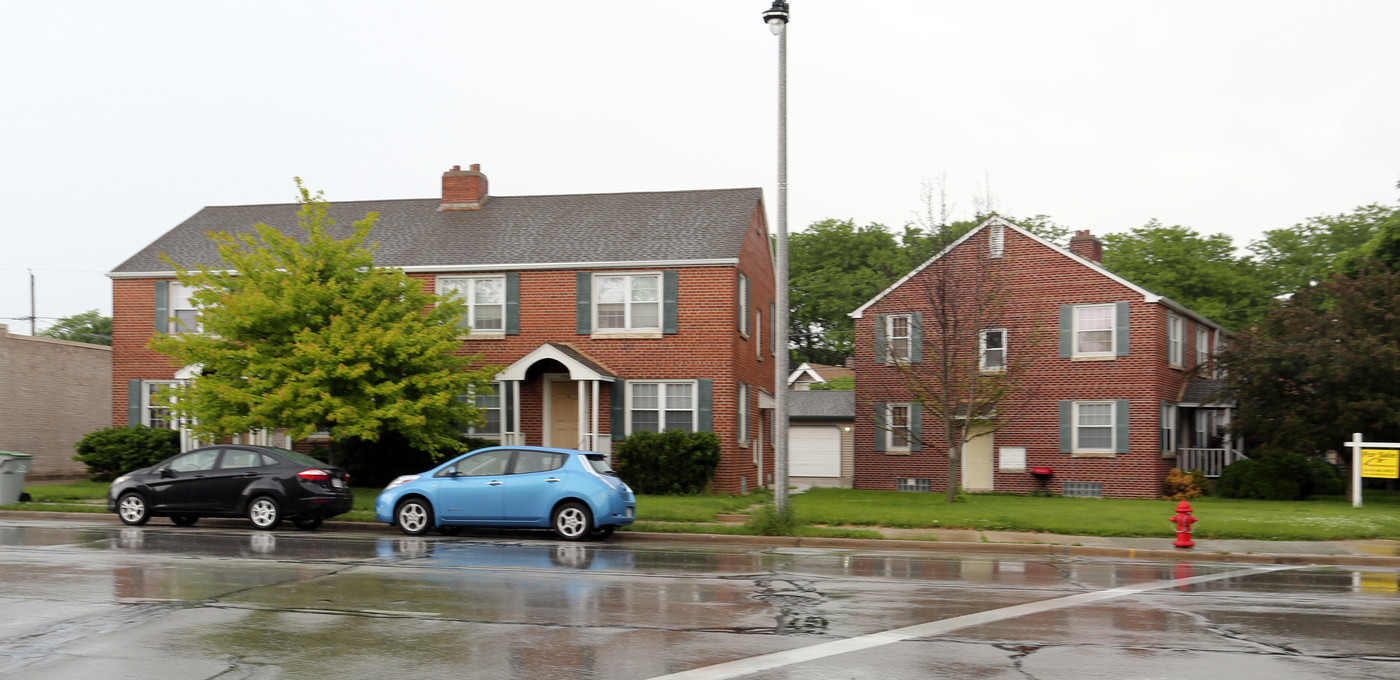 3386-3388 S Kinnickinnic Ave in Milwaukee, WI - Foto de edificio