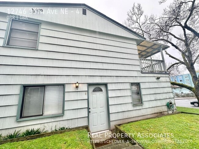 12746 35th Ave NE in Seattle, WA - Building Photo - Building Photo