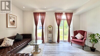 5921 BENTLEY Cmn in Niagara Falls, ON - Building Photo - Building Photo