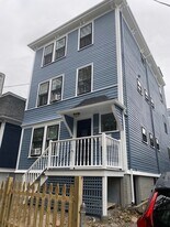 204 Banks St, Unit 1 in Cambridge, MA - Building Photo