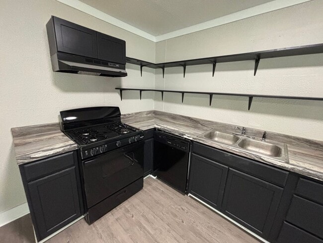 property at 4818 Morton Dr