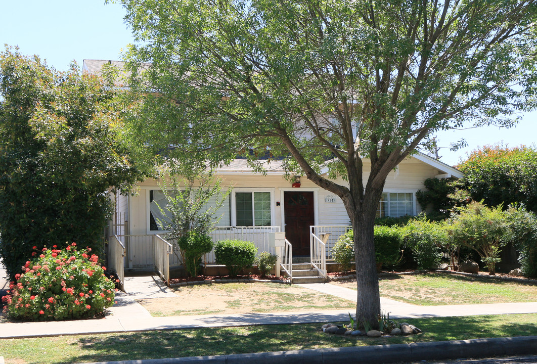 314 W 19th St in Merced, CA - Building Photo