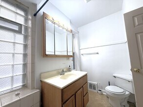 2772 N Bremen St in Milwaukee, WI - Building Photo - Building Photo