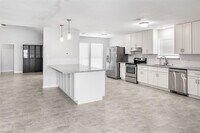 10711 Craddock Dr photo'