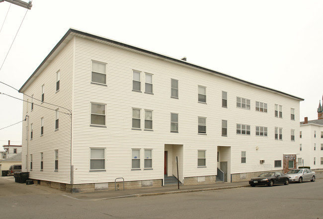 336 Dubuque St in Manchester, NH - Building Photo - Building Photo