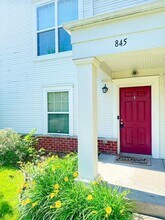 845 N 8th Ave in Minneapolis, MN - Foto de edificio - Building Photo