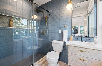 1807 Martin Luther King Jr Way in Berkeley, CA - Building Photo - Building Photo