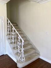 1050 S Genesee Ave, Unit 1050 in Los Angeles, CA - Building Photo - Building Photo